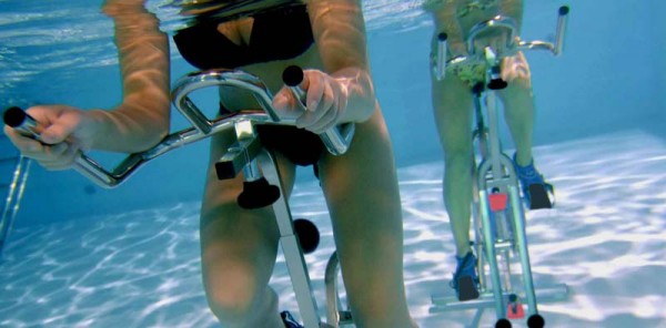 Vélo de piscine Aquabike 
