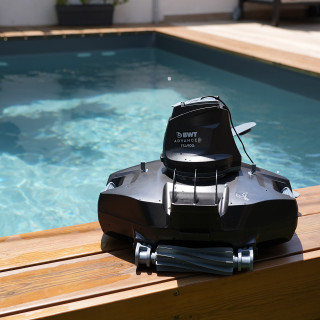 BLWL Robot Piscine, Nettoie Fond Parois et Ligne D'Eau, Autonome,  Bi-Moteur+Double Brosses à Rouleau avec Le Câble 17m, Compatible Tout  Revêtementet et Tous Les Types de Piscines : : Garden