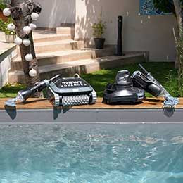 Accessoire pour piscine : cet aspirateur robot nettoie l'eau  automatiquement pour moins de 200 euros