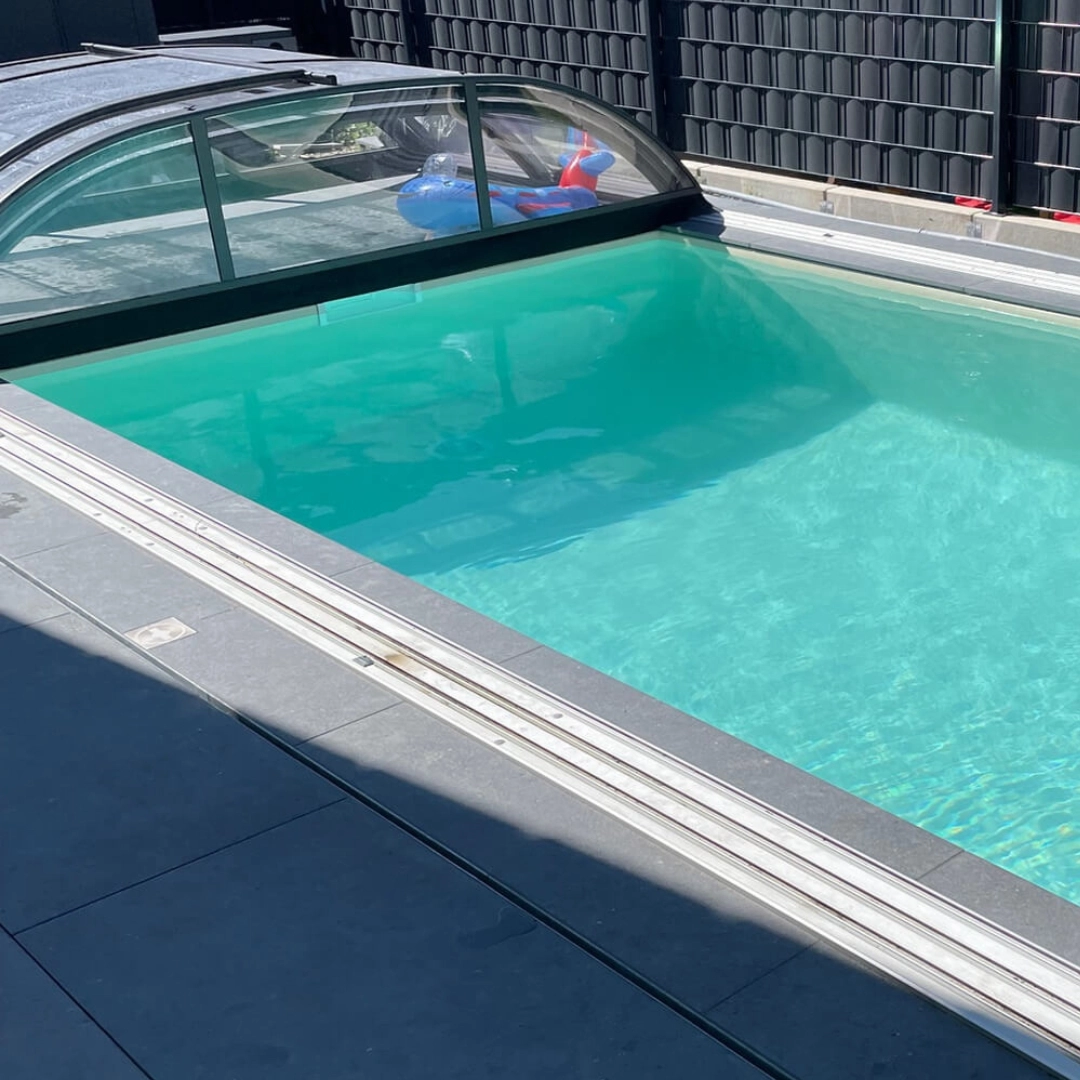 Ma piscine et son abri Ma piscine et son abri