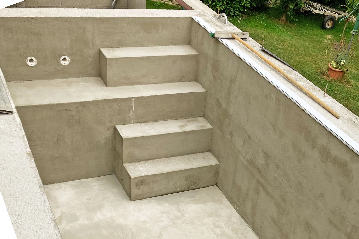 construction escalier pour piscine