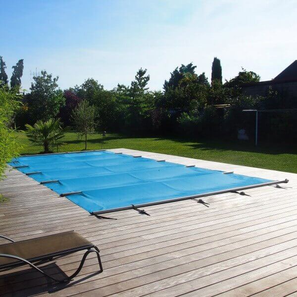 WaluCover-Initial_Azurblau_600x600